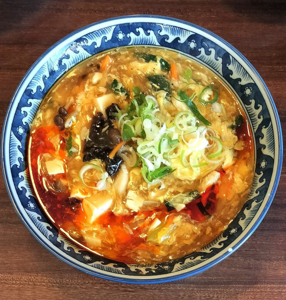 「酸辣湯麺 990円」@精龍苑の写真
