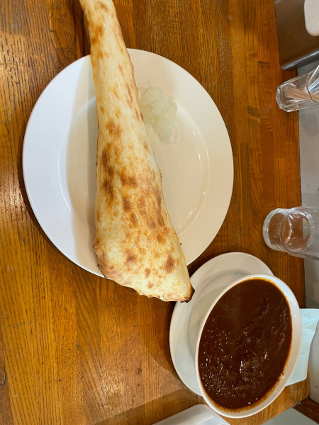 「チキンカレーホットL税込900ナン税込380」@カーナ・ピーナの写真