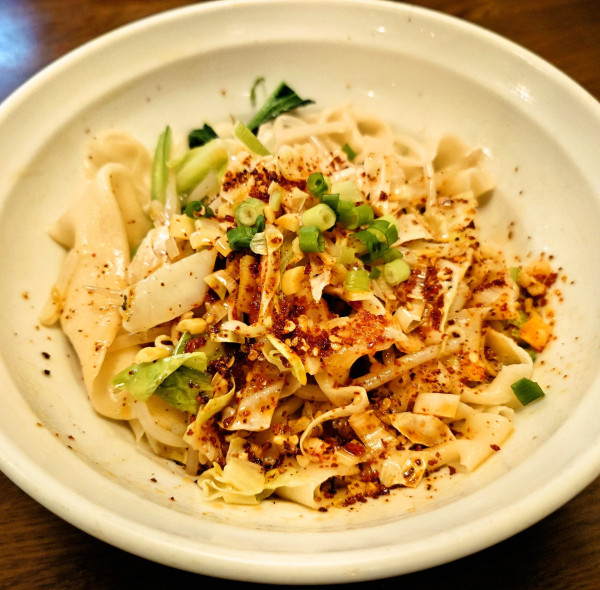 「ヨウポービャンビャン麺」@凡記 西安肉夾饃の写真