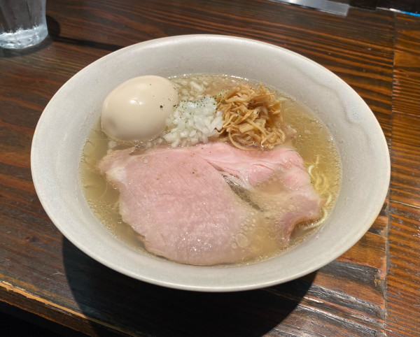 「味玉　潮そば」@大磯 海そばの写真