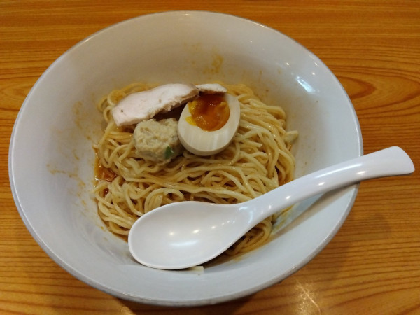 「汁無し担々麺　冷やし　大盛」@支那そば 一本気の写真