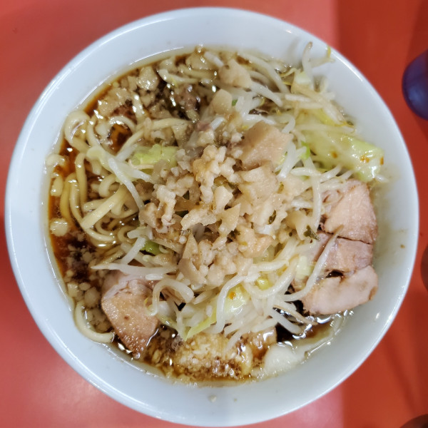 「ラーメン麺少なめ」@ラーメン二郎 仙川店の写真