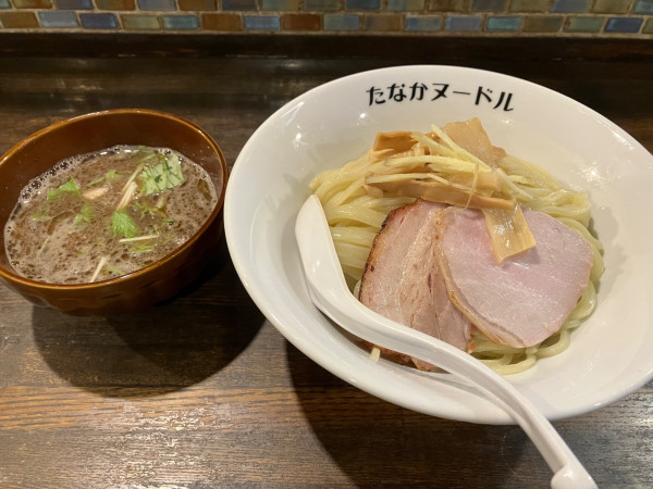 「イカ煮干しつけ麺（1200円）」@たなか青空笑店の写真