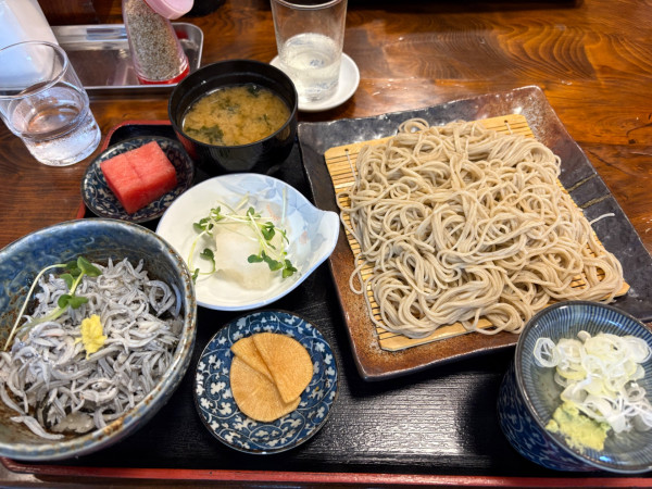 「釜揚げしらす もり蕎麦(おろし飯付)1100円 他いろいろ」@蕎麦処 福田屋の写真