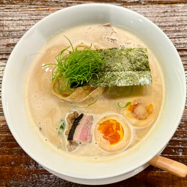 「鶏白湯らぁ麺 ¥1,200」@MENSHO Districtの写真