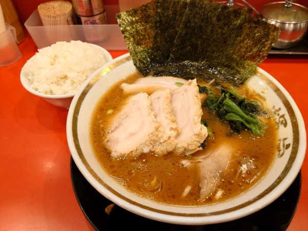 「ラーメン  煮豚  ライス✖️4    硬め濃いめ多め」@横浜家系ラーメン 大輝家の写真