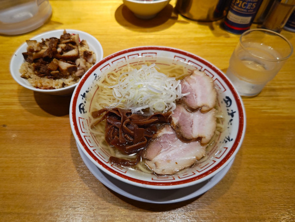 「夏限定 冷やがけ中華そば+特選肉めし」@中華そば専門 田中そば店 OTEMACHI ONEの写真