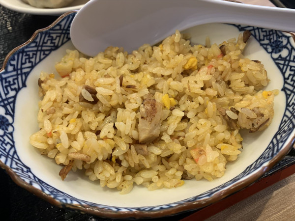 「中華そばセット(中華そば+半炒飯+餃子3個)」@餃子販売所 新宿小滝橋通りいち五郎の写真