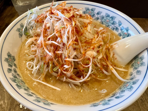 「ネギ味噌らーめん980円」@味噌らーめんと中華 てつまるの写真