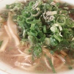 ランチセット Aラーメン＋高菜ごはん 800円