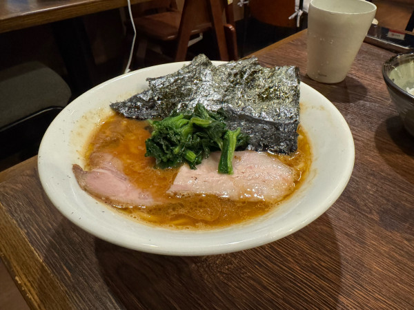 「【月曜夜限定】ど豚骨醤油」@麺屋 真心の写真