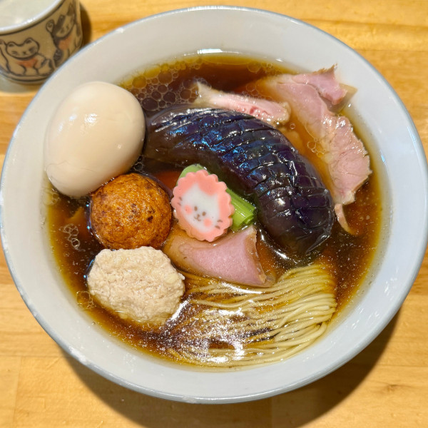 「特製醤油中華そば」@猫と月の写真