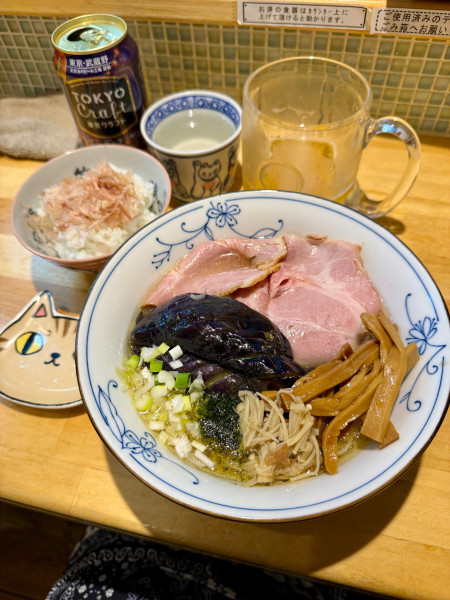 「冷やし塩煮干そば　ナス煮浸し」@猫と月の写真