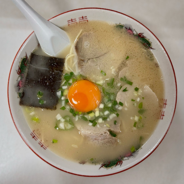 「玉子入ラーメン（730円）」@駅前ラーメン ビッグワンの写真