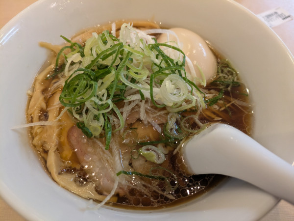 「特製醤油らぁ麺(1000円)」@らぁ麺たけしの写真