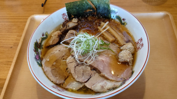 「チャーシュー鰹だし中華」@自家製麺 風夏の写真
