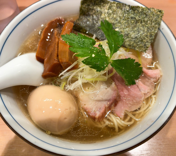 「のどぐろそば (+味玉、メンマ)」@らぁ麺 くろ渦の写真