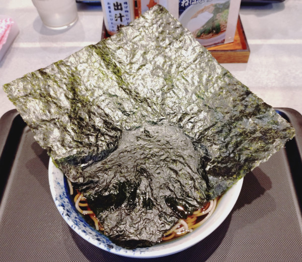 「（店舗限定）花巻そば　５７０円」@しぶそば 池上店の写真