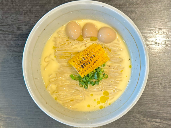 「★＜数量限定＞冷やしゴールドラッシュ蕎麦🍜¥1,200」@弘明寺丿貫の写真