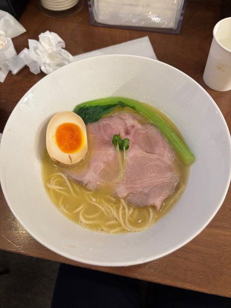 「白湯ラーメン塩」@麺屋HAKUの写真
