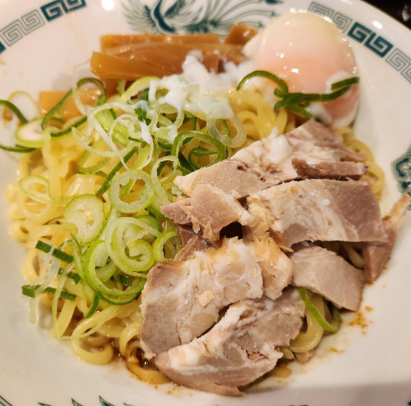 「汁なしラーメン」@日高屋 大森西口店の写真