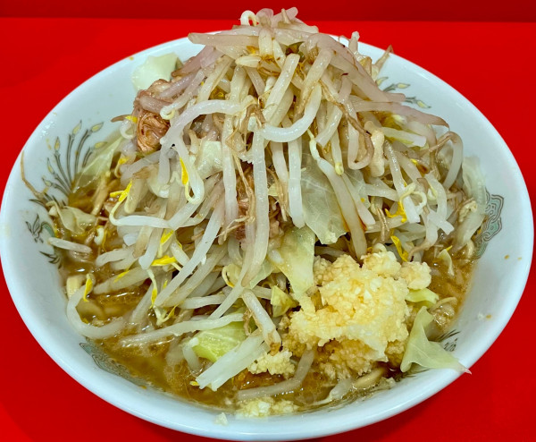 「小麺半分カタカタニンニク少しヤサイアブラカラメ」@ラーメン二郎 朝倉街道駅前店の写真