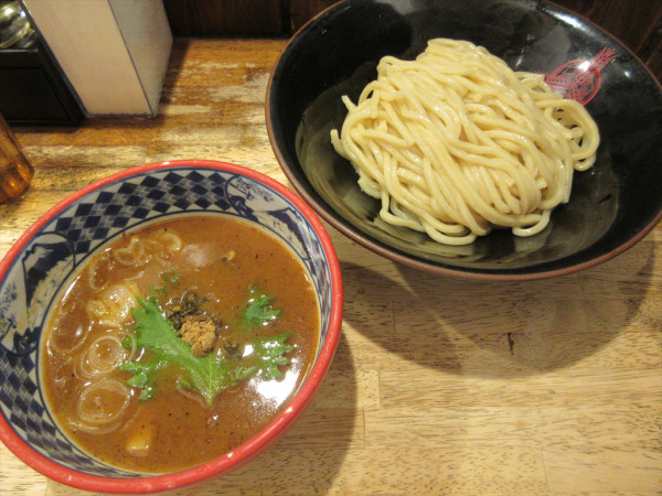 「【季節限定】梅つけ麺（1,100円）」@つけ麺専門店 三田製麺所 有楽町店の写真