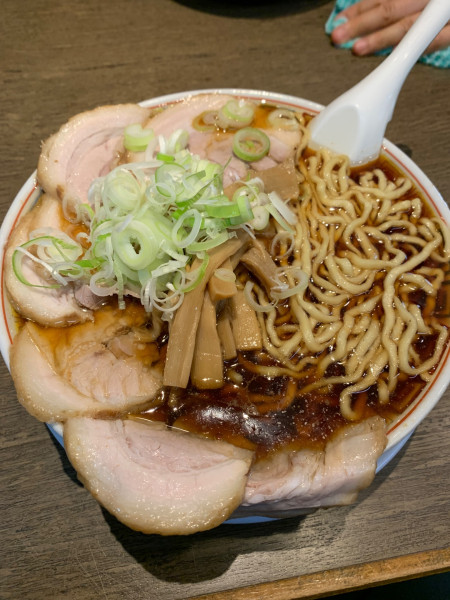 「肉中華そば大盛」@丸中華そばの写真