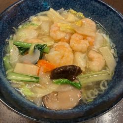 海老つゆそば　1408円