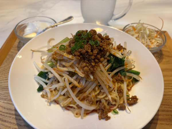 「汁なし担々麺」@上海風情 茗香の写真