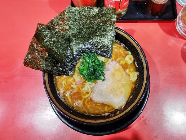 「ラーメン」@環2家 川崎店の写真