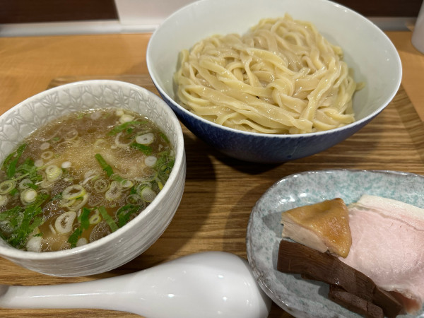 「つけめん塩1100＋大盛100+ワンタン150」@らーめん亭 ひなり竜王の写真