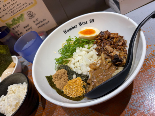 「まぜそば」@麺Dining Number Nine 09の写真