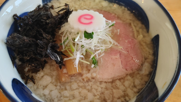 「朝ラー　背脂塩」@らぁ麺 トイロの写真