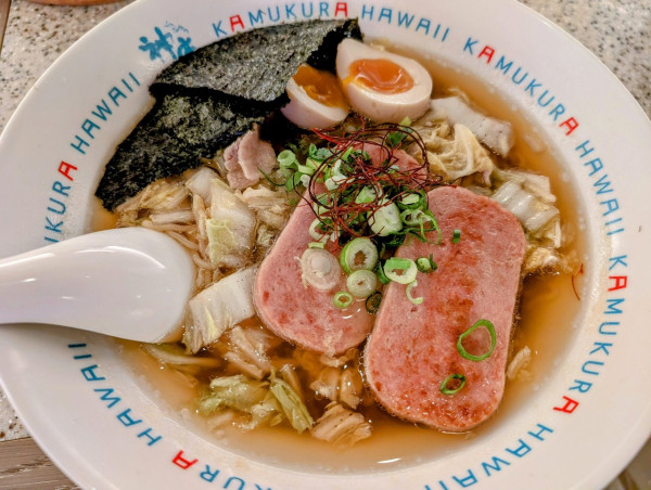 「ハワイアンスパムラーメン＄24(3550円)」@Kamukura Surf + Dineの写真