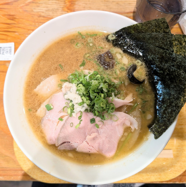 「限定　輝愛味噌チャーシューメンver.2　¥1400」@利尻らーめん 味楽 新横浜ラーメン博物館店の写真