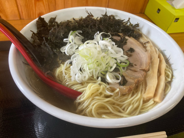 「磯塩ラーメン」@ラーメン もつ煮 マルコの写真