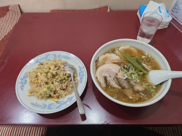 「チャーシュー麺　半チャーハンセット」@喜久の写真