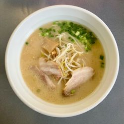 ラーメン　830円