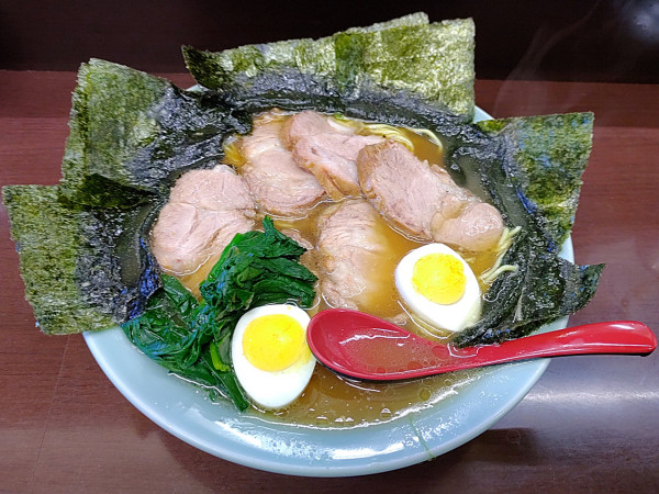 「中盛チャーシューメン 海苔増」@ラーメンショップ 二ツ橋店の写真