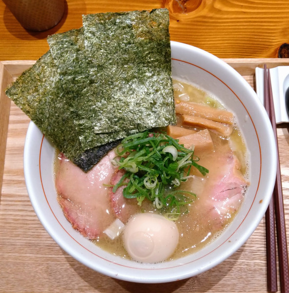 「特製白豚」@中華そば 多繋の写真