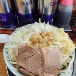 令7·7·10小ラーメン(1000円)野菜脂マシ大蒜玉葱マシマシ