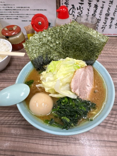 「ラーメン 並  のりトッピング」@横浜ラーメン 武蔵家 中野本店の写真