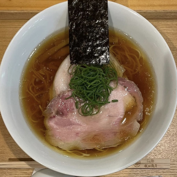 「しょうゆらぁ麺」@飯田商店 湯河原本店の写真