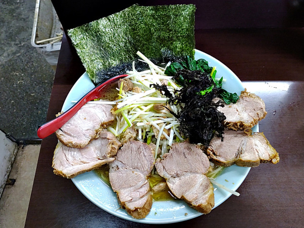 「中盛ネギチャーシューメン」@ラーメンショップ 二ツ橋店の写真