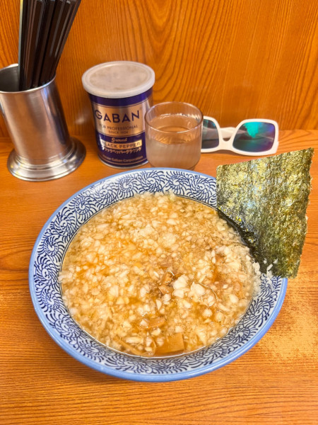 「メンマラーメン玉葱多め」@中華そば 吾衛門の写真