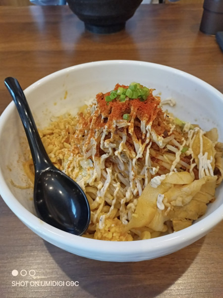 「焦がしラー油まぜそば(にんにく・ガーリックマヨ)」@焦乃香.の写真