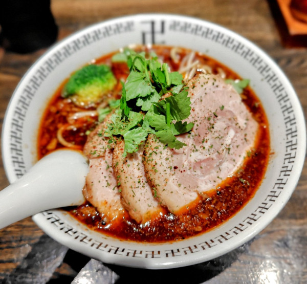 「スパイス・チャーシュー麺 1470円」@スパイス・ラー麺 卍力の写真