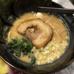 横浜家系ラーメン 福家の画像