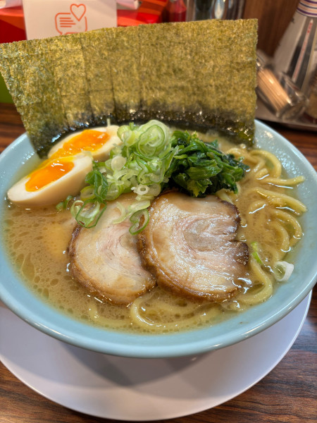 「特清六家豚骨　醤油　大」@ラーメン清六家  真壁店の写真